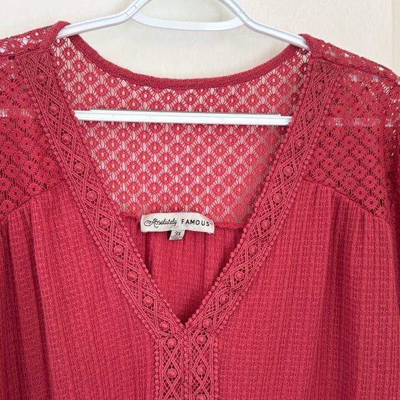 3X ABSOLUTELY FAMOUS LACE V-NECK TOP. FRONT TIE. TEXTURED POLYESTER DEEP MAUVE. - Picture 9 of 16